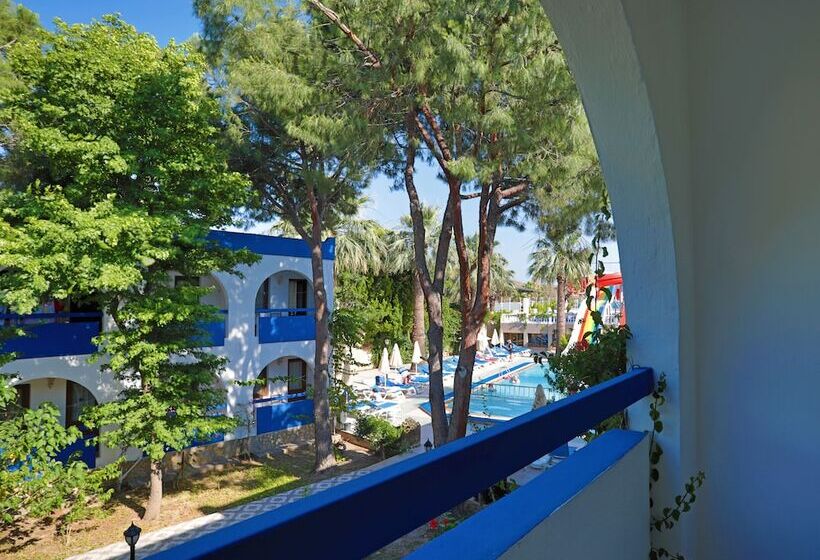 Номер Стандарт Трехместный, Gumbet Anil Beach