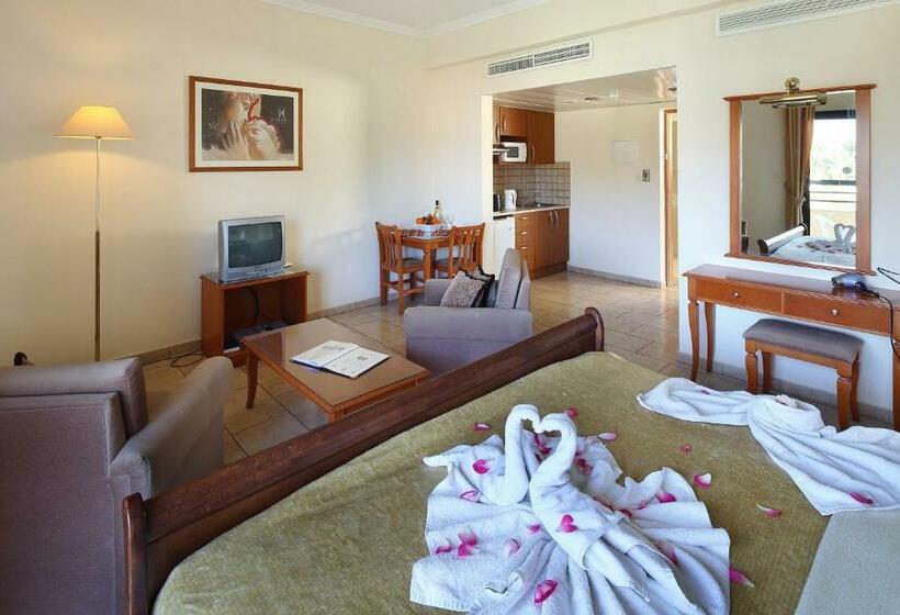 スタンダードスタジオ, Panareti Coral Bay Resort