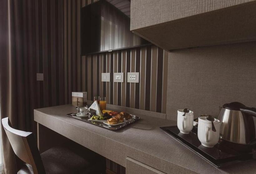 Четырехместный Номер Ejecutiva, Callistos Hotel & Spa