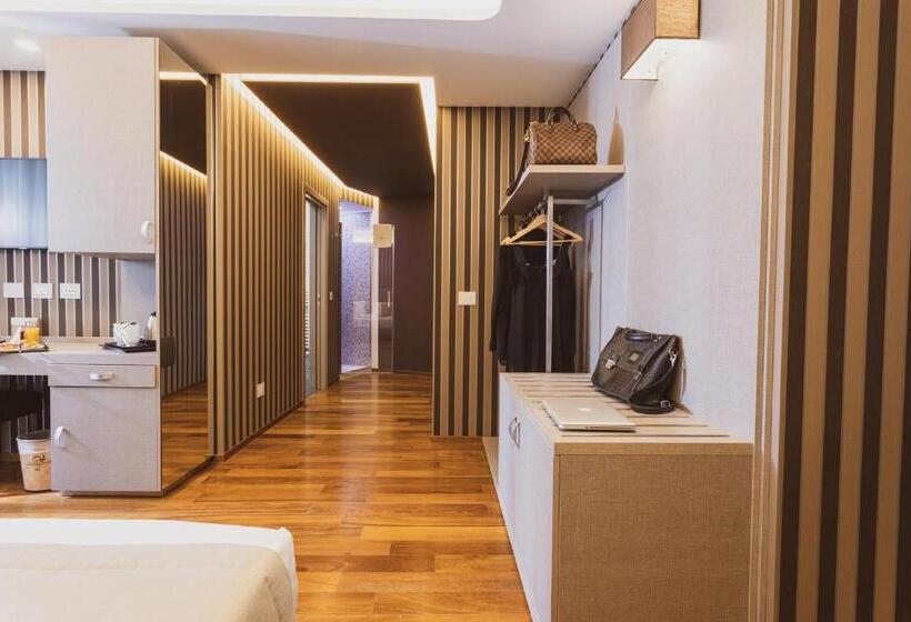Номер Executive, Callistos Hotel & Spa