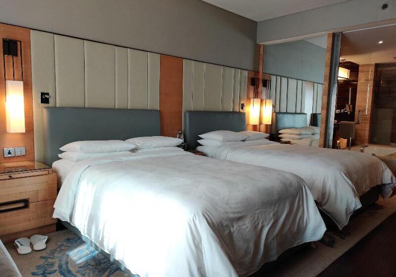 Номер Executive, Jw Marriott Hotel New Delhi Aerocity