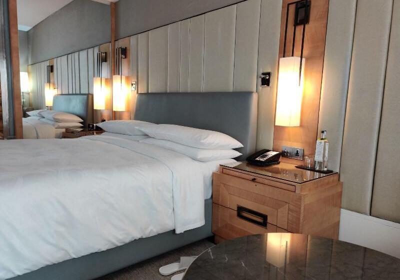 Номер Executive Кровать Кинг, Jw Marriott Hotel New Delhi Aerocity