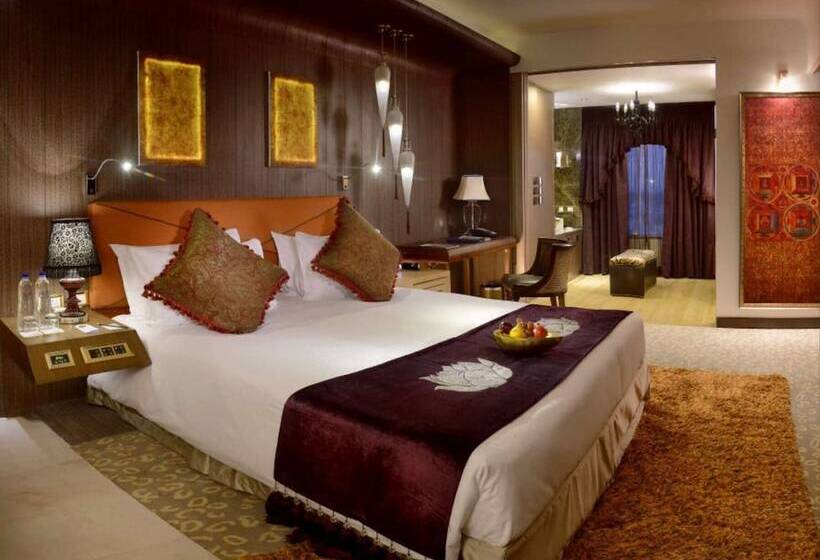 اتاق لوکس, Radisson Blu Hotel Mbd Ludhiana