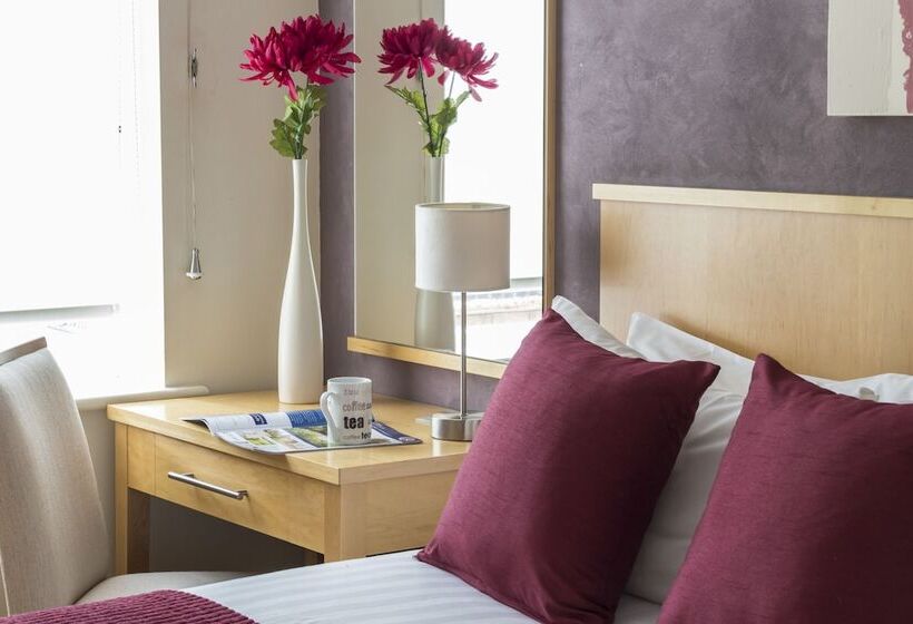 Апартаменты 2 Спальни, Dashwood Apartments