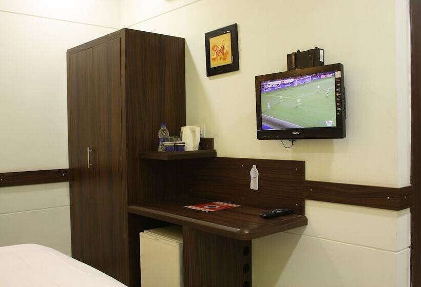 Номер Стандарт, Ginger  Faridabad