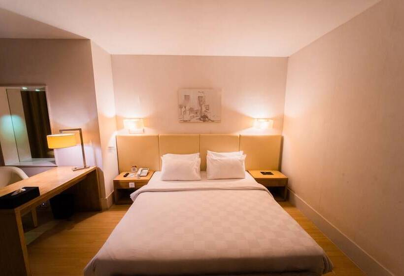Полулюкс, Grand Jatra Hotel Balikpapan