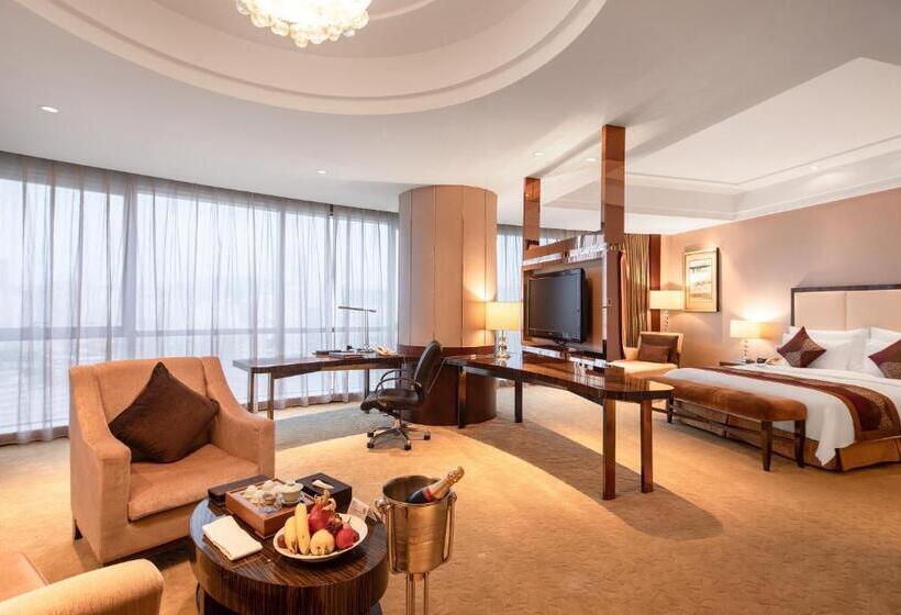 Люкс Повышенной Комфортности, Shenzhen L.gem