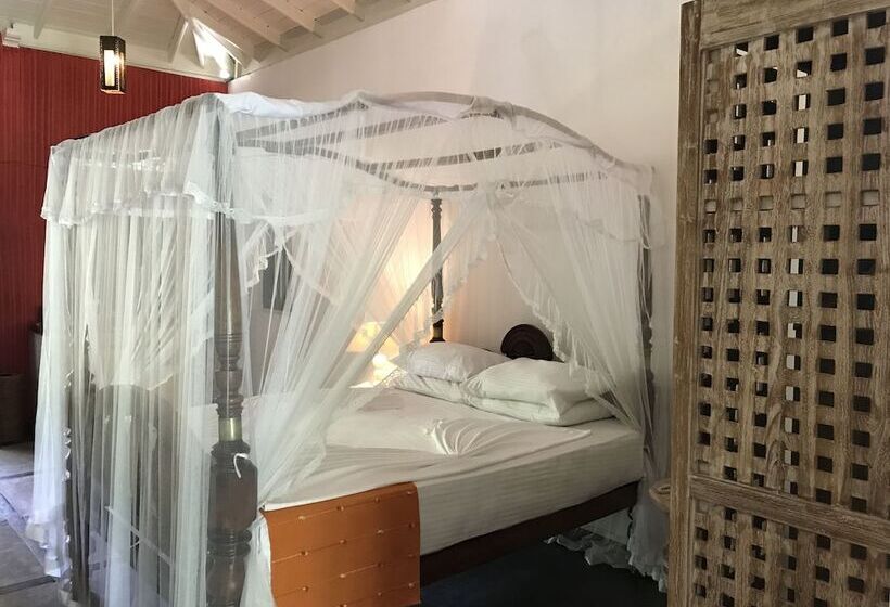 Номер Стандарт, Thambapanni Retreat
