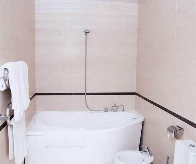 سوییت, Premier Hotel Kostroma