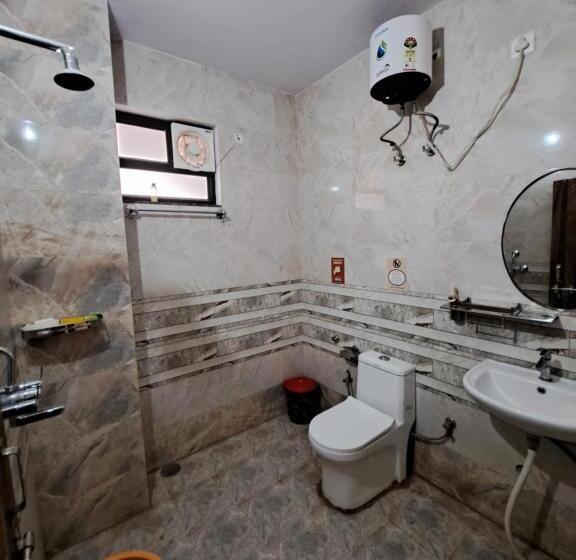 سرير فى غرفة مشتركه, Jaipur View