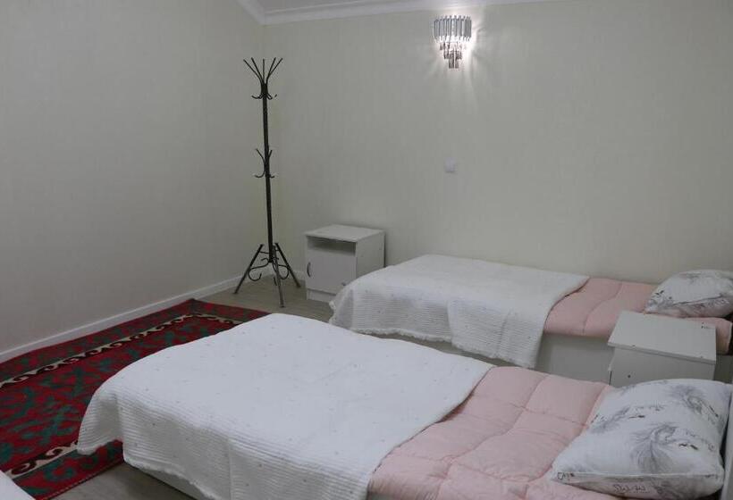 اتاق استاندارد سه نفره, Guest House Semetei