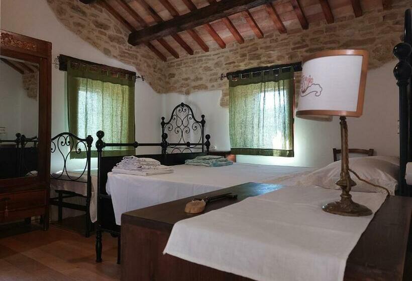 اتاق استاندارد سه نفره, Pietra Antica Agriturismo