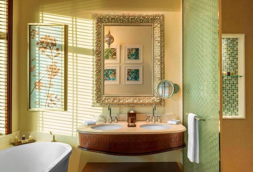스탠다드 룸 킹사이즈 침대, Ajman Saray, A Luxury Collection Resort, Ajman