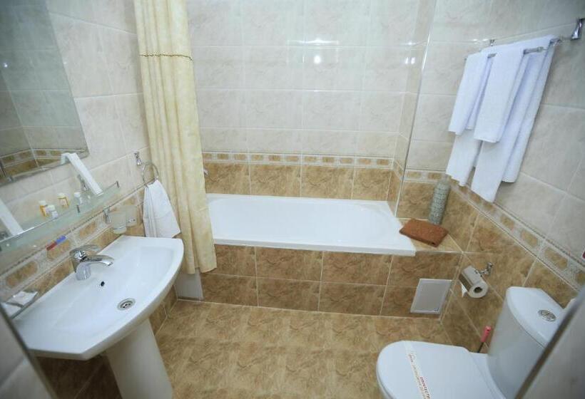 اتاق لوکس یک تخته, Asia Hotel Fergana