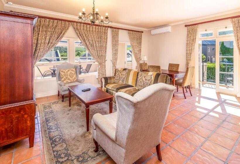 Вилла 2 Спальни, L Ermitage   Franschhoek Chateau & Villas