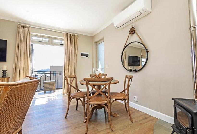 Вилла 1 Спальня, L Ermitage   Franschhoek Chateau & Villas
