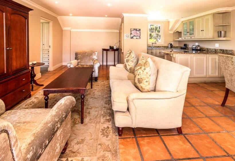 Вилла 1 Спальня, L Ermitage   Franschhoek Chateau & Villas
