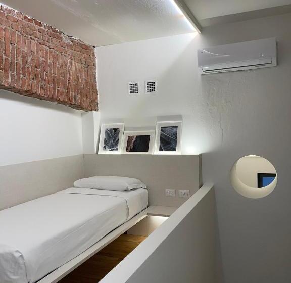 اتاق استاندارد, Easy Milano   Rooms And Apartments Navigli