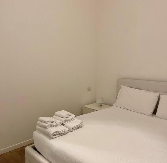 استودیوی استاندارد, Easy Milano   Rooms And Apartments Navigli