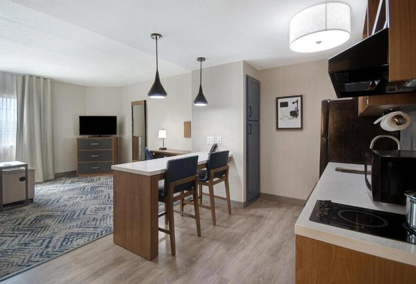 Номер Стандарт Адаптированный для Инвалидов, Candlewood Suites Columbia Fort Jackson, An Ihg