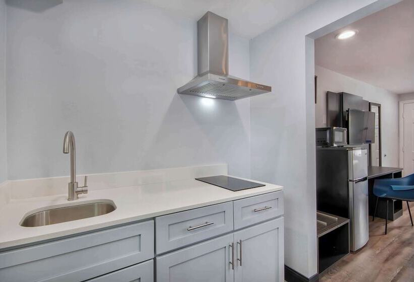 Номер Стандарт 2 Двуспальные Кровати, Studio 6 Eureka Ca Old Town