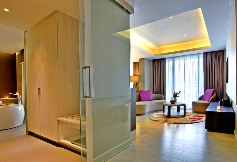 Люкс Superior, Grand Mercure Phuket Patong