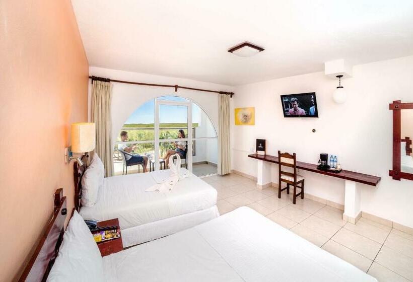 标准间带游泳池, Uxmal Resort Maya
