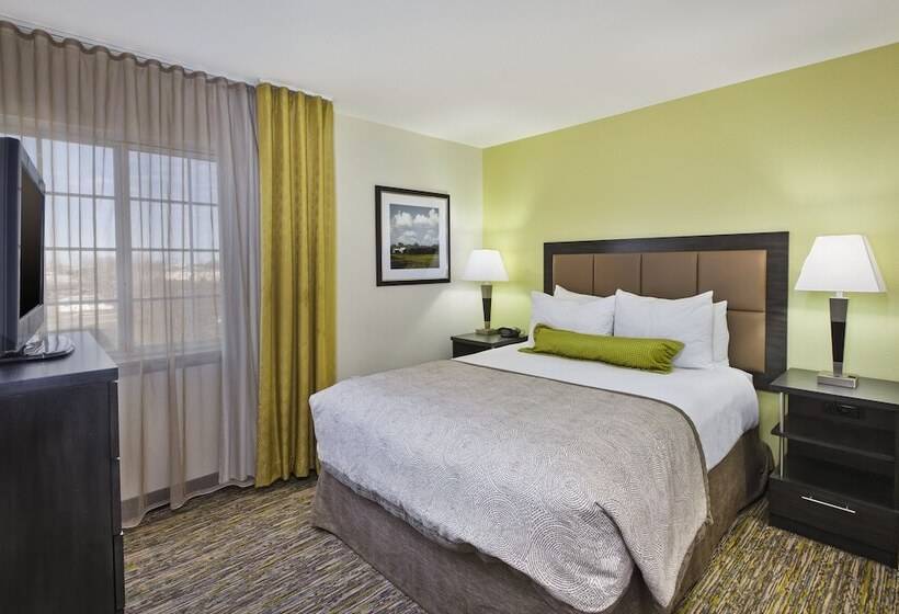 Люкс Адаптированный для Инвалидов, Candlewood Suites Indianapolis Airport, An Ihg