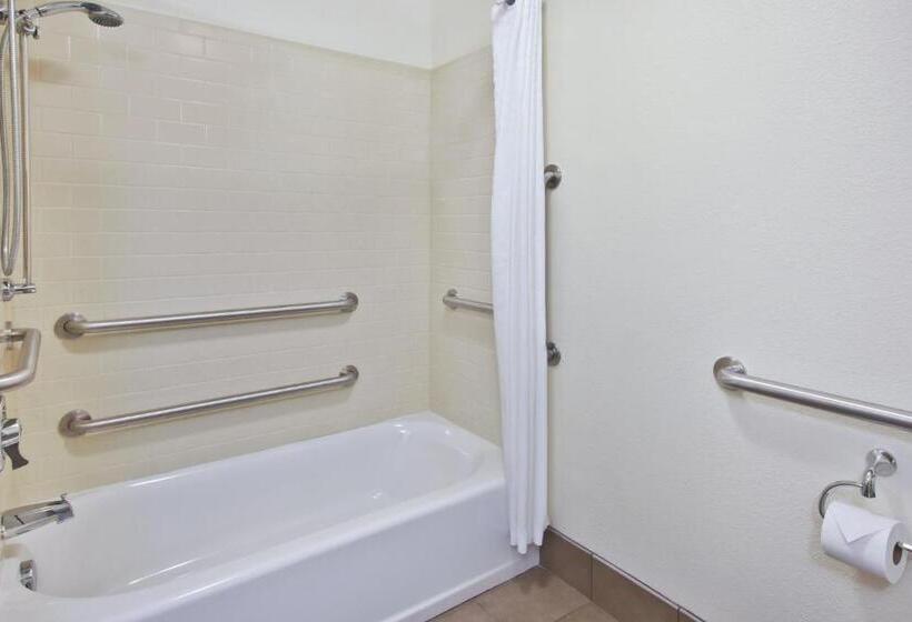 Номер Стандарт, Candlewood Suites Indianapolis Airport, An Ihg