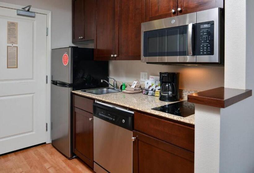 Люкс Кровать Кинг, Towneplace Suites By Marriott Boise Downtown/university