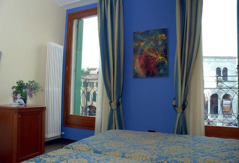 اتاق استاندارد, Diamantino Town House