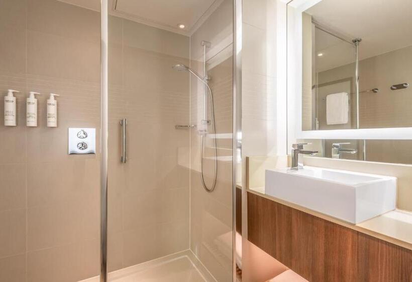 Номер Deluxe Кровать Кинг, Courtyard By Marriott Cologne