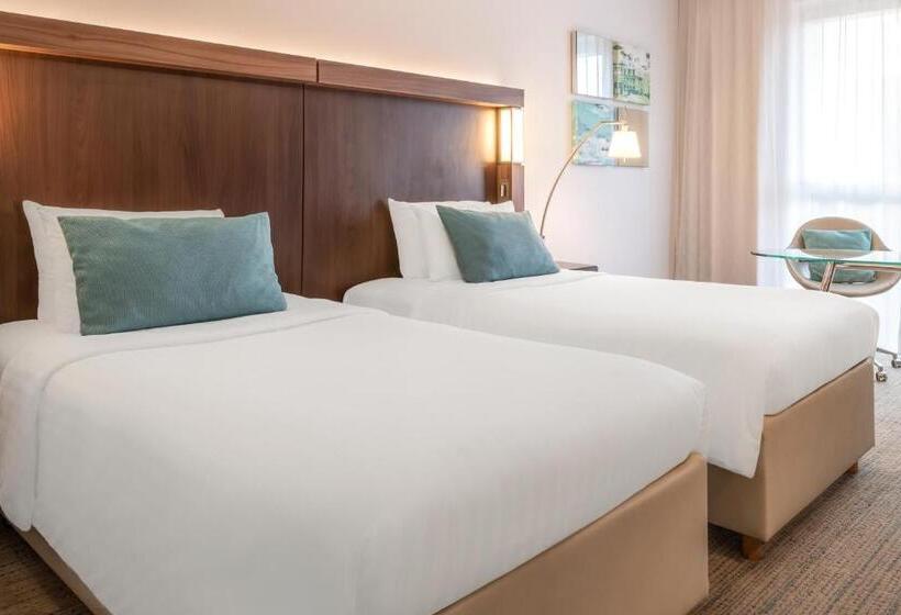 Номер Deluxe, Courtyard By Marriott Cologne