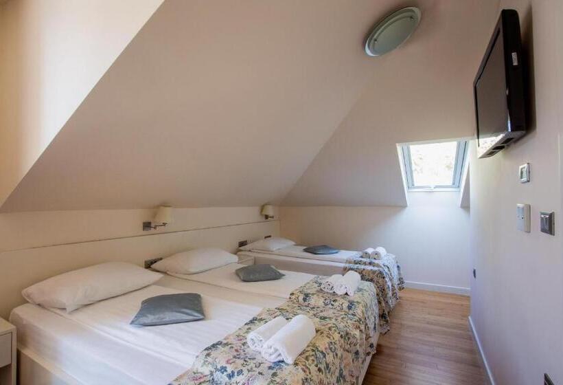 3-Bett-Standardzimmer, Pleter