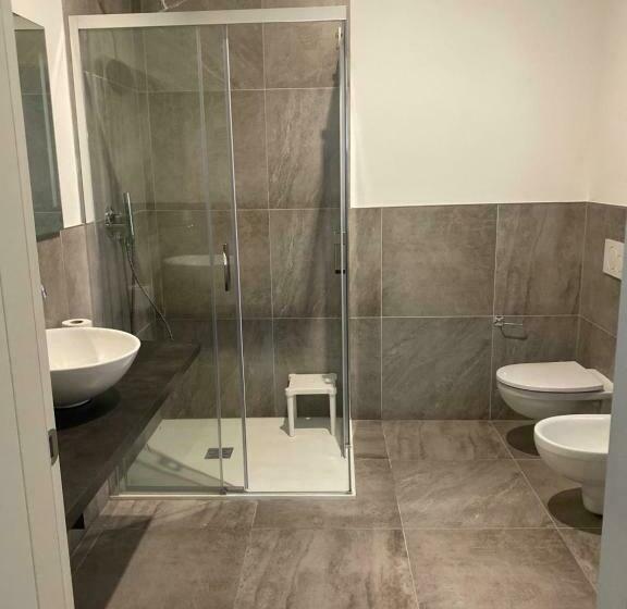 Номер Стандарт, A Casa Di Lella