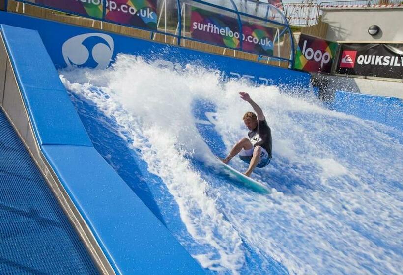 Дом 1 Спальня, Pointbreak Sleeps 12 With Hot Tub Great Celebration House Dog Friendly