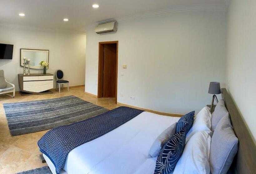 Дом 2 Спальни, Chalé D Angra Guest House