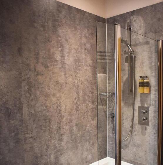 Standard room with outdoor bath, Orchy Bank House