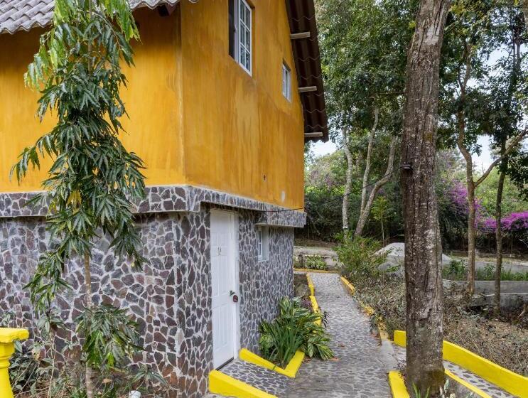 غرفة قياسية رباعية, Refugio Cariguana