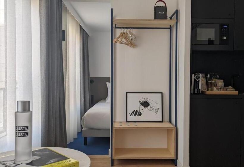 四人标准间, Maison Juste