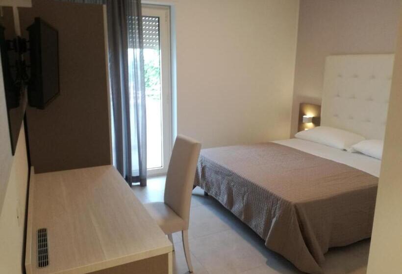 Номер Deluxe Вид на Море, Nuovo Hotel Settibi 20m Dalla Spiaggia