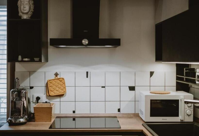 اتاق استاندارد با بالکن, Maravigghia Palermo Rooms