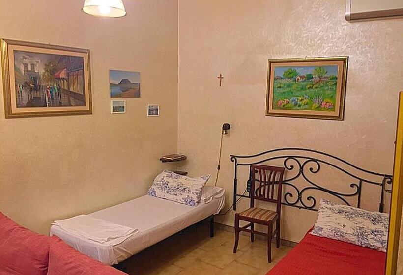 Номер Стандарт Трехместный, B&b Gelone
