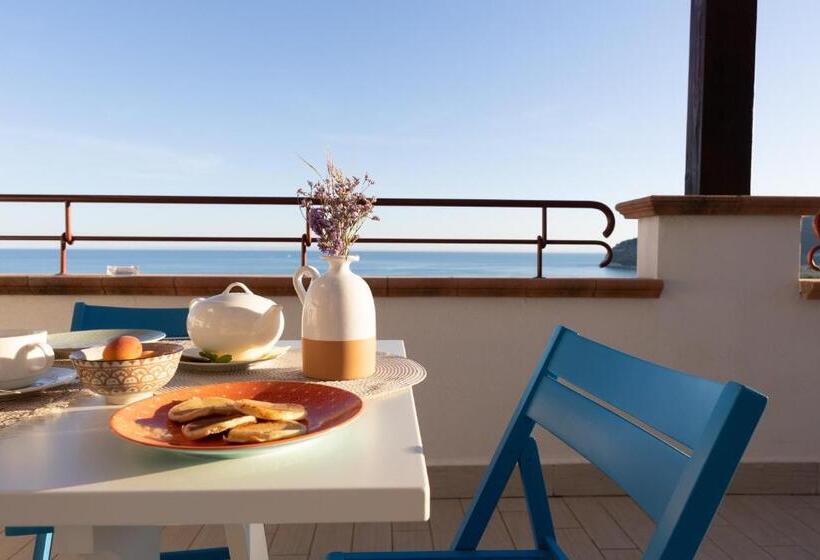 Апартаменты 1 Спальня Вид на Море, Residence Il Porto