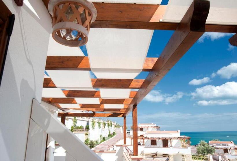 Апартаменты 1 Спальня Вид на Море, Residence Il Porto