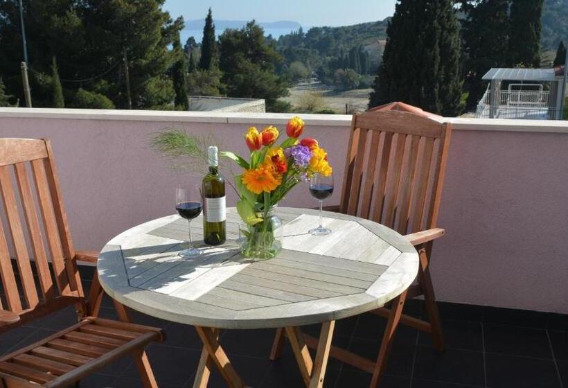 带1个卧室的公寓, Villa Avantgarde