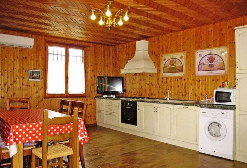 Шале 1 Спальня, Podere Caldaruccio La Pineta