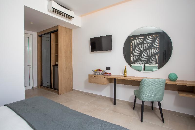 Люкс с гидромассажем, Casastavris   Aparts & Pool Suites
