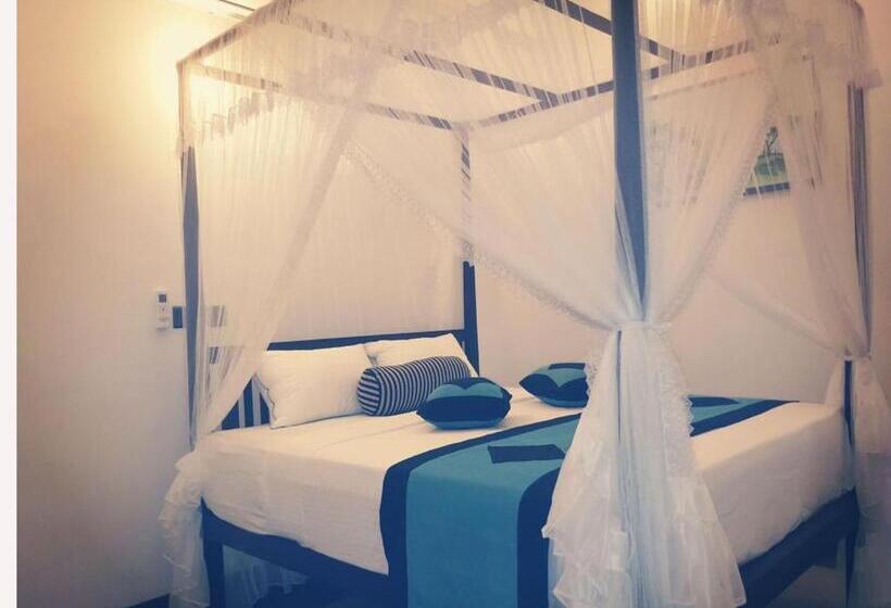 Номер Стандарт, Crystal Point Weligama