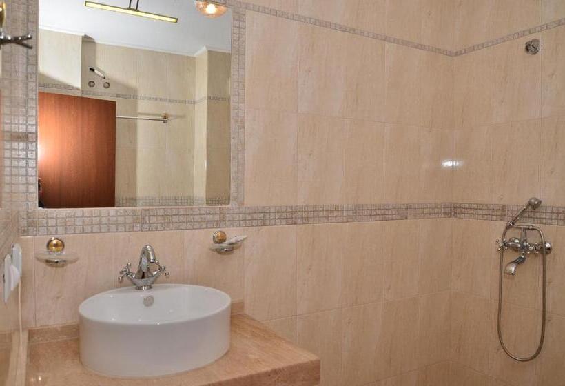 Номер Стандарт с Балконом, La Piazza Primorsko Rooms & Apartments